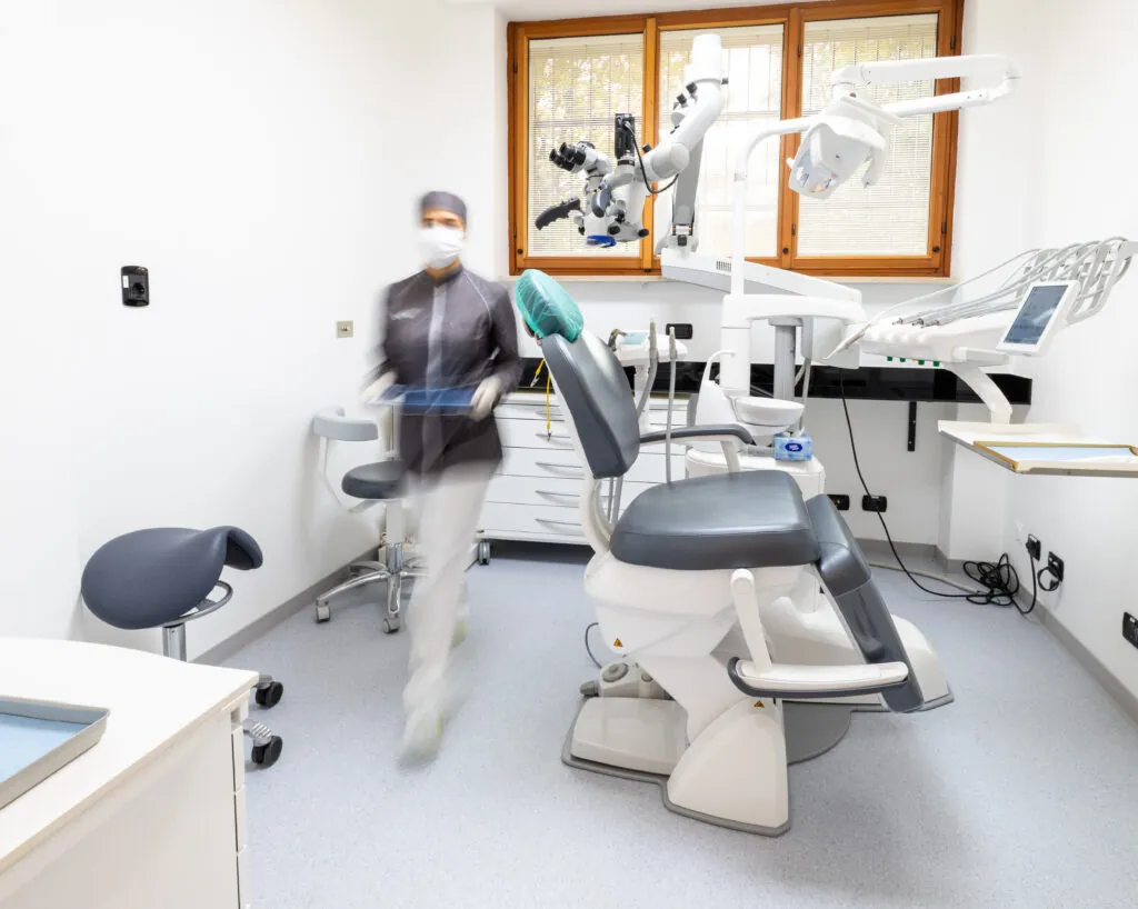 KIRAL DENTAL MILANO clinica dentale Cure Personalizzate Servizi Valore Unico